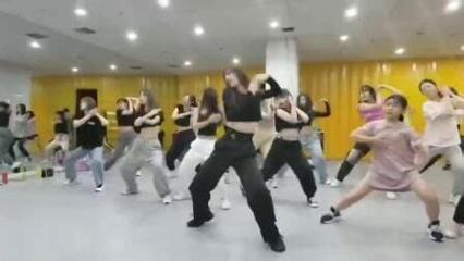 游戲代理加盟費解析 網絡技術服務的關鍵投資與回報